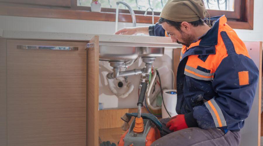 Expert burst pipe repair services in Anton, TX